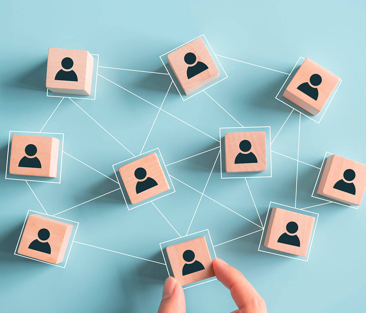 Maximizing Sales Impact in Financial Services with Salesforce & Seismic